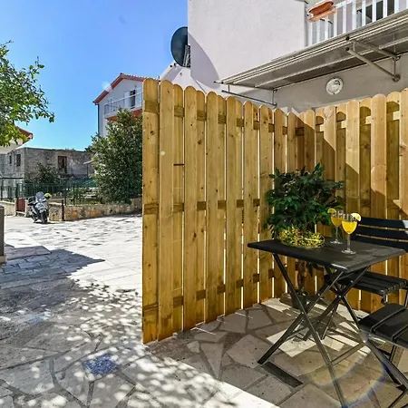 Amazing Apartment In Okrug Gornji Trogir